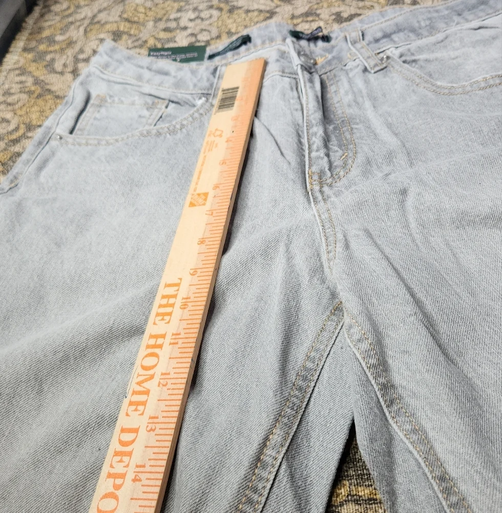 Wild Fable Mid-Rise 90s Relaxed Straight Gray Jeans Size 8/31" - Picture 14 of 16